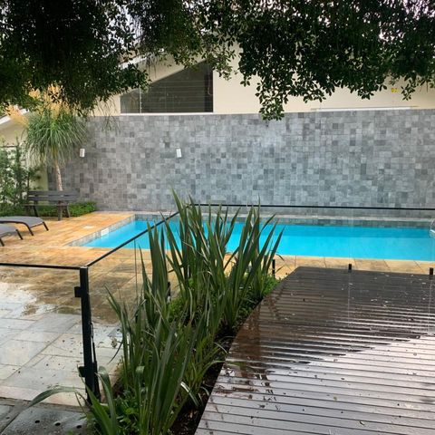 Apartamento para alugar com 95m², 2 quartos e 1 vagaÁrea comum - Piscina