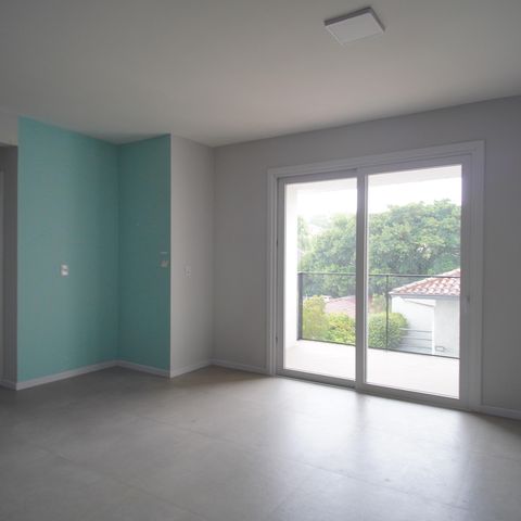 Apartamento para alugar com 95m², 2 quartos e 1 vagaSala