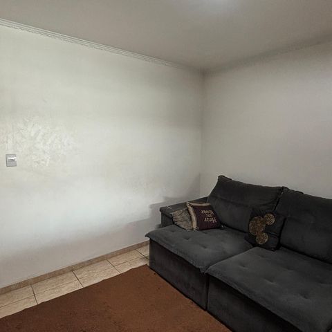 Casa para alugar com 100m², 2 quartos e 2 vagasSala