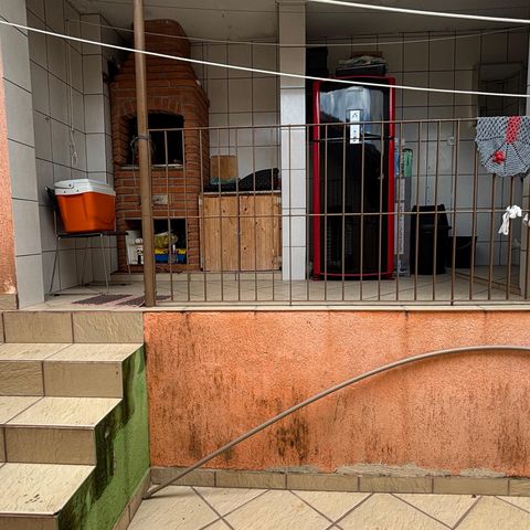 Casa para alugar com 100m², 2 quartos e 2 vagasQuarto 1 Vista