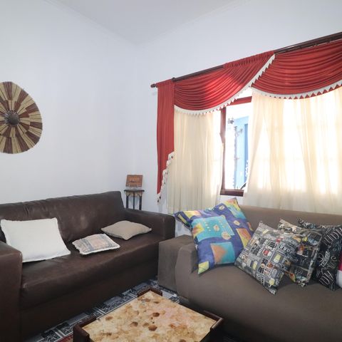 Casa para alugar com 478m², 5 quartos e 5 vagasSala de televisão