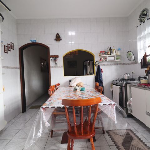 Casa para alugar com 478m², 5 quartos e 5 vagasCozinha