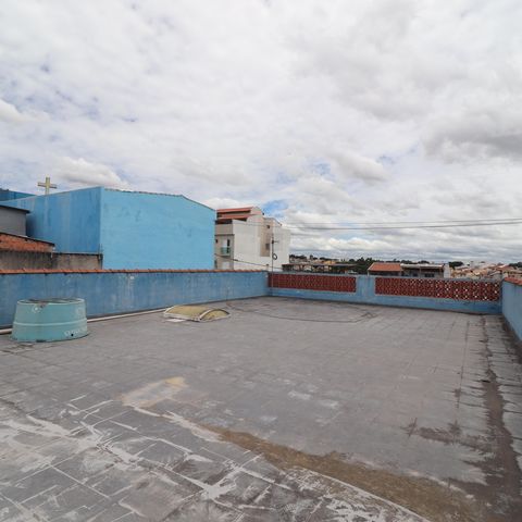 Casa para alugar com 478m², 5 quartos e 5 vagasLaje