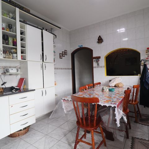 Casa para alugar com 478m², 5 quartos e 5 vagasCozinha