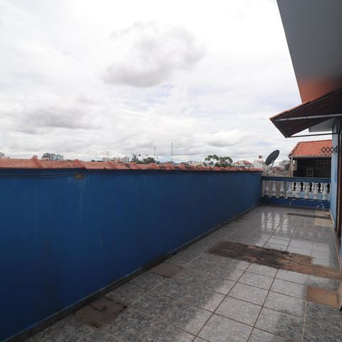 Casa para alugar com 478m², 5 quartos e 5 vagasVaranda Quarto 1 suíte