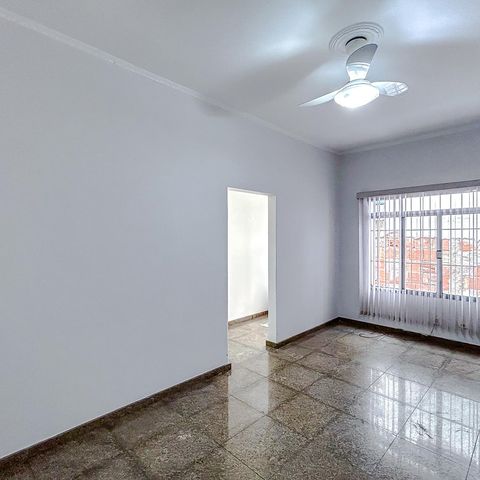 Casa à venda com 170m², 3 quartos e 3 vagasSala