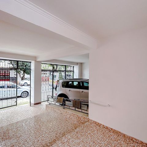 Casa à venda com 170m², 3 quartos e 3 vagasGaragem