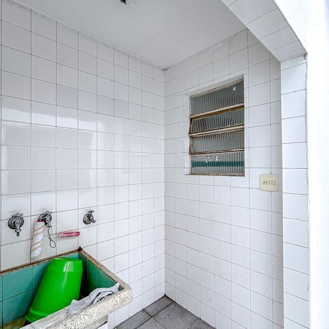 Casa à venda com 170m², 3 quartos e 3 vagasÁrea de Serviço