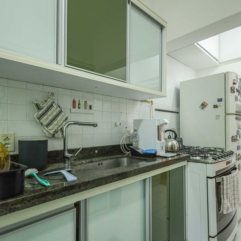 Apartamento à venda com 64m², 1 quarto e 1 vagaCozinha