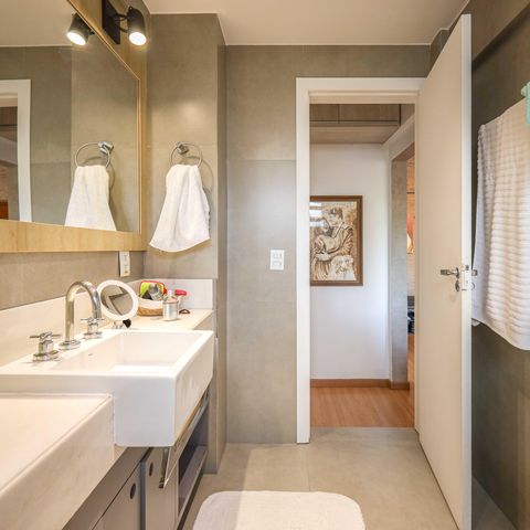 Apartamento à venda com 64m², 1 quarto e 1 vagaBanheiro