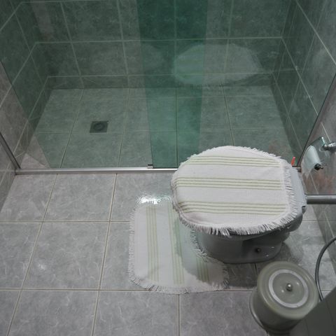 Casa à venda com 133m², 3 quartos e 2 vagasBanheiro da Suíte 2