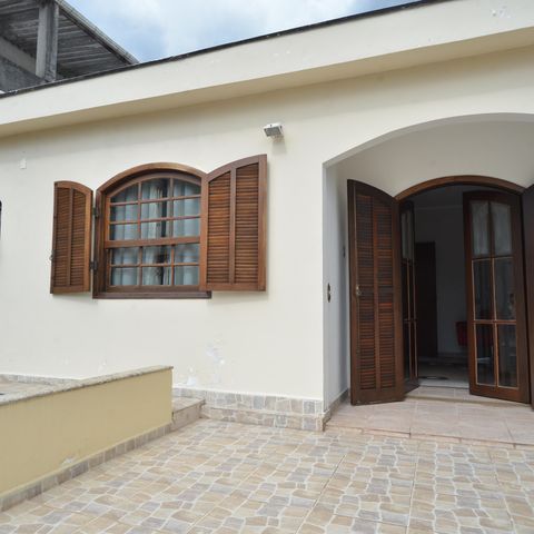 Casa à venda com 133m², 3 quartos e 2 vagasSacada