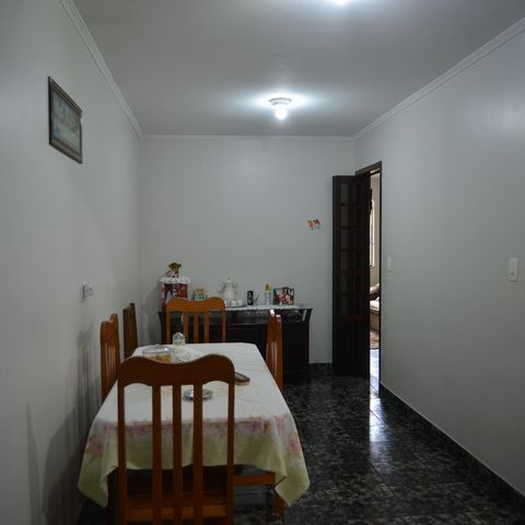 Casa à venda com 133m², 3 quartos e 2 vagasCozinha