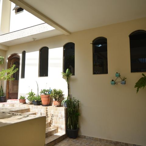 Casa à venda com 133m², 3 quartos e 2 vagasGaragem