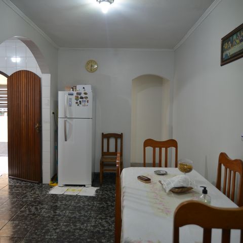 Casa à venda com 133m², 3 quartos e 2 vagasCozinha