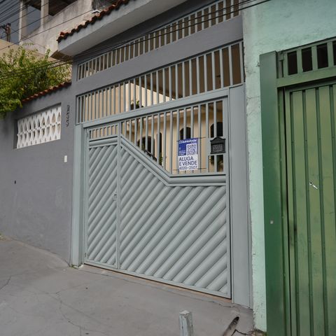 Casa à venda com 133m², 3 quartos e 2 vagasPlaca