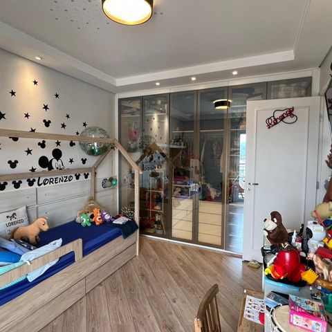 Apartamento à venda com 157m², 3 quartos e 3 vagas