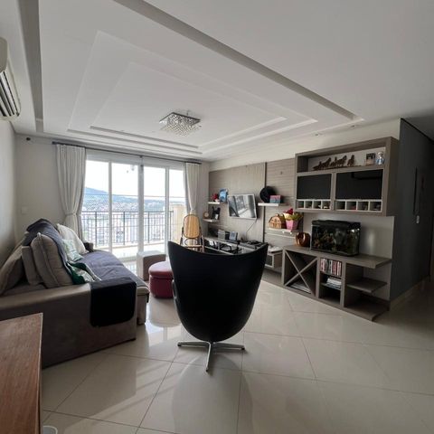 Apartamento à venda com 157m², 3 quartos e 3 vagas
