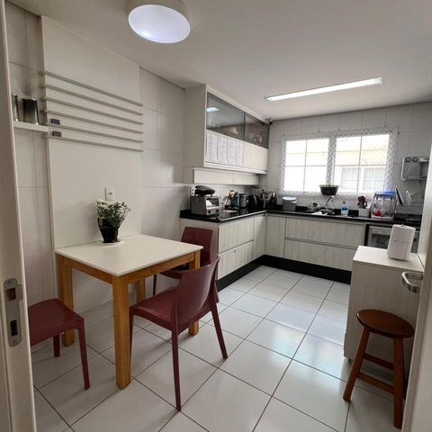 Apartamento à venda com 157m², 3 quartos e 3 vagas