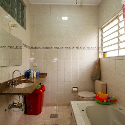 Casa à venda com 250m², 5 quartos e 2 vagasBanheiro Social 1