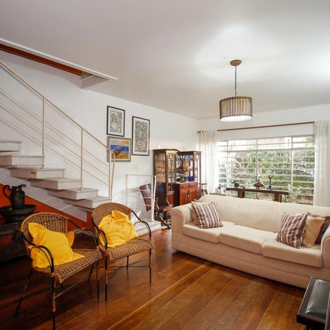 Casa à venda com 250m², 5 quartos e 2 vagasSala de Estar