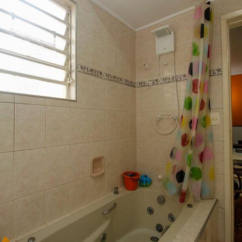 Casa à venda com 250m², 5 quartos e 2 vagasBanheiro Social 1