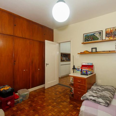 Casa à venda com 250m², 5 quartos e 2 vagasQuarto 1