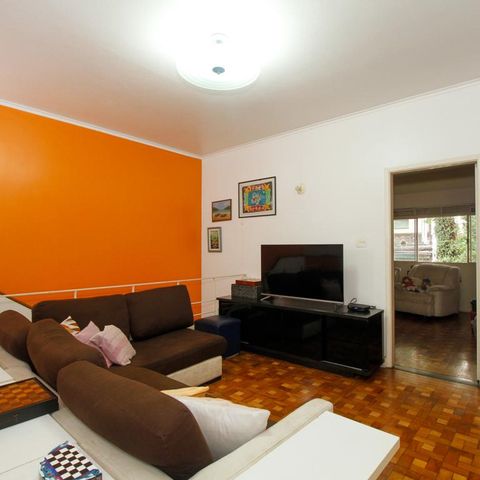 Casa à venda com 250m², 5 quartos e 2 vagasSala de Tv