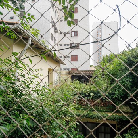 Casa à venda com 250m², 5 quartos e 2 vagasVista da Suíte 1