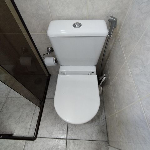 Casa para alugar com 120m², 3 quartos e 2 vagasBanheiro - torneira