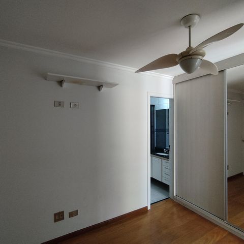 Casa para alugar com 120m², 3 quartos e 2 vagasSuíte 