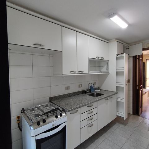 Casa para alugar com 120m², 3 quartos e 2 vagasCozinha - Armários