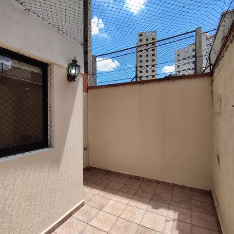 Casa para alugar com 120m², 3 quartos e 2 vagasQuintal 
