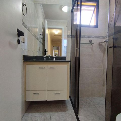 Casa para alugar com 120m², 3 quartos e 2 vagasBanheiro - torneira