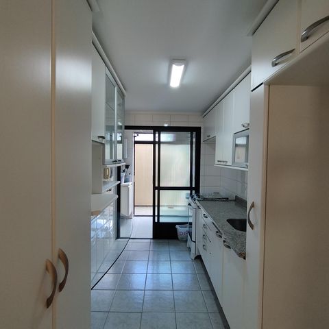 Casa para alugar com 120m², 3 quartos e 2 vagasCozinha - Armários