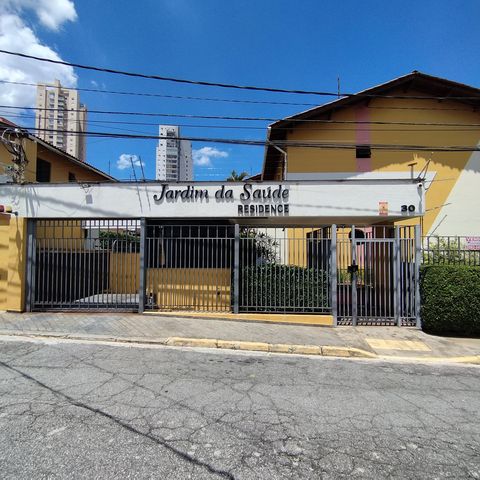 Casa para alugar com 120m², 3 quartos e 2 vagasFachada e portaria