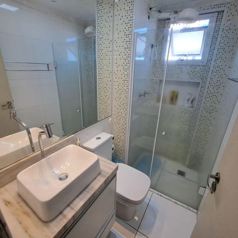 Apartamento à venda com 48m², 2 quartos e 1 vaga Apartamento à venda com 48m², 2 quartos e 1 vagaBanheiro