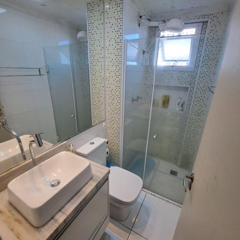 Apartamento à venda com 48m², 2 quartos e 1 vaga Apartamento à venda com 48m², 2 quartos e 1 vagaBanheiro