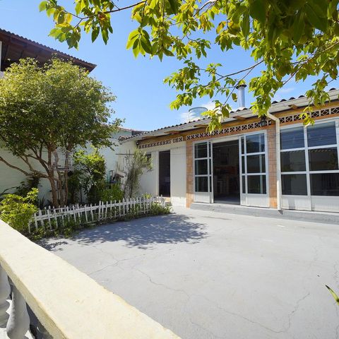 Casa para alugar com 359m², 5 quartos e 6 vagasPátio fundos