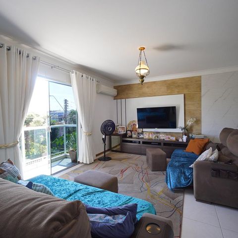 Casa para alugar com 359m², 5 quartos e 6 vagasSala
