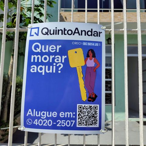 Casa para alugar com 359m², 5 quartos e 6 vagasPlaquinha 