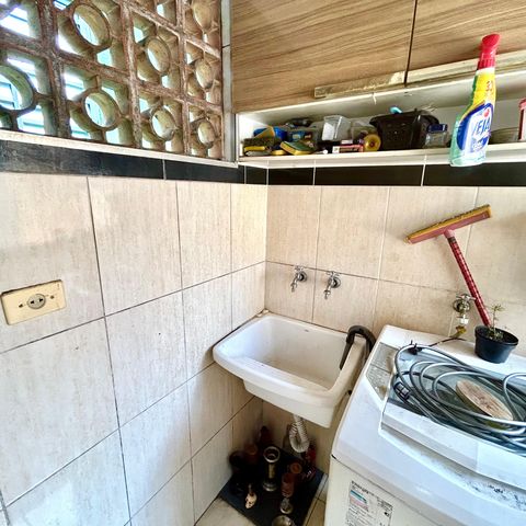 Casa à venda com 260m², 3 quartos e 2 vagasÁrea de Serviço