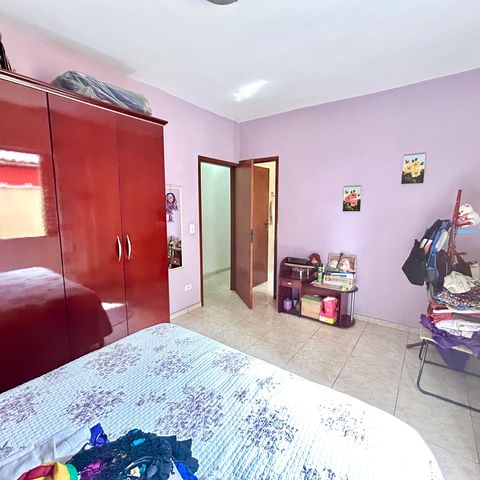 Casa à venda com 260m², 3 quartos e 2 vagasQuarto Suíte
