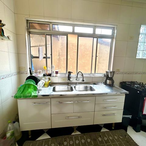 Casa à venda com 260m², 3 quartos e 2 vagasCozinha