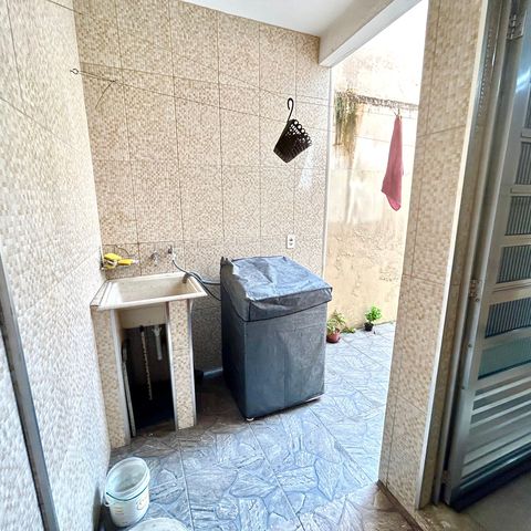 Casa à venda com 260m², 3 quartos e 2 vagasÁrea de Serviço
