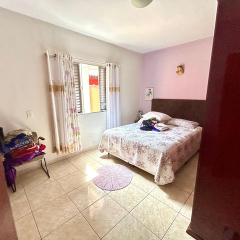 Casa à venda com 260m², 3 quartos e 2 vagasQuarto Suíte