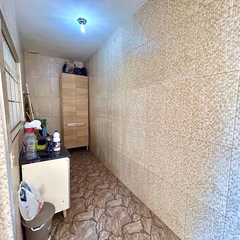 Casa à venda com 260m², 3 quartos e 2 vagasÁrea de Serviço
