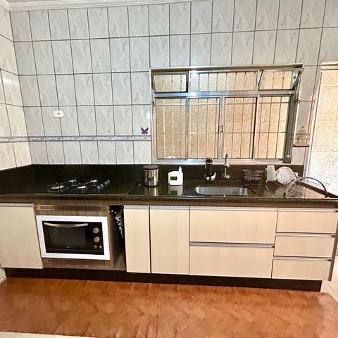Casa à venda com 260m², 3 quartos e 2 vagasCozinha