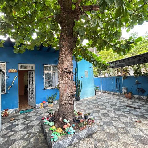 Casa à venda com 350m², 3 quartos e 2 vagasQuintal da casa 1