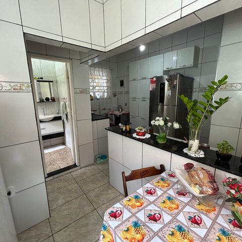 Casa à venda com 350m², 3 quartos e 2 vagasCozinha
